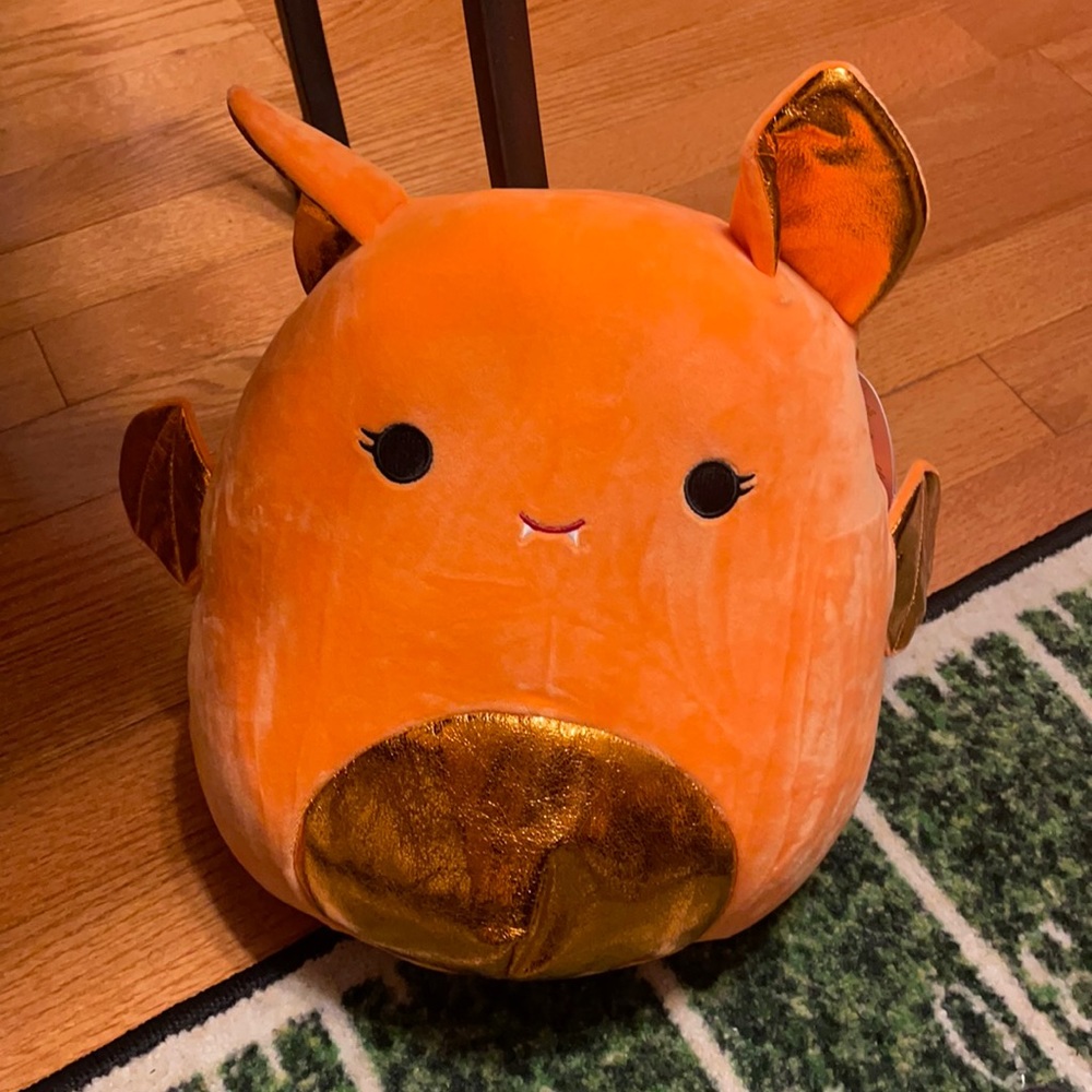13” tangie the orange bat Halloween Squishmallow, Walgreens excslusivce
